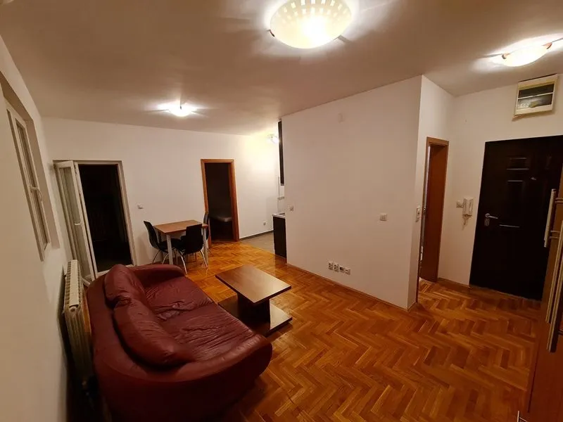 Prodaja, dvosoban stan, 42m², Ledine, Beograd