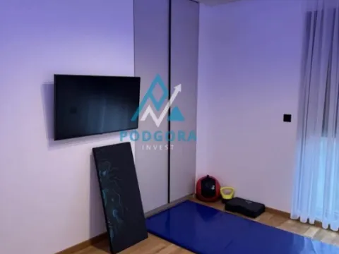 Prodaja, trosoban stan, 132m², Gorica C, Podgorica - image 5