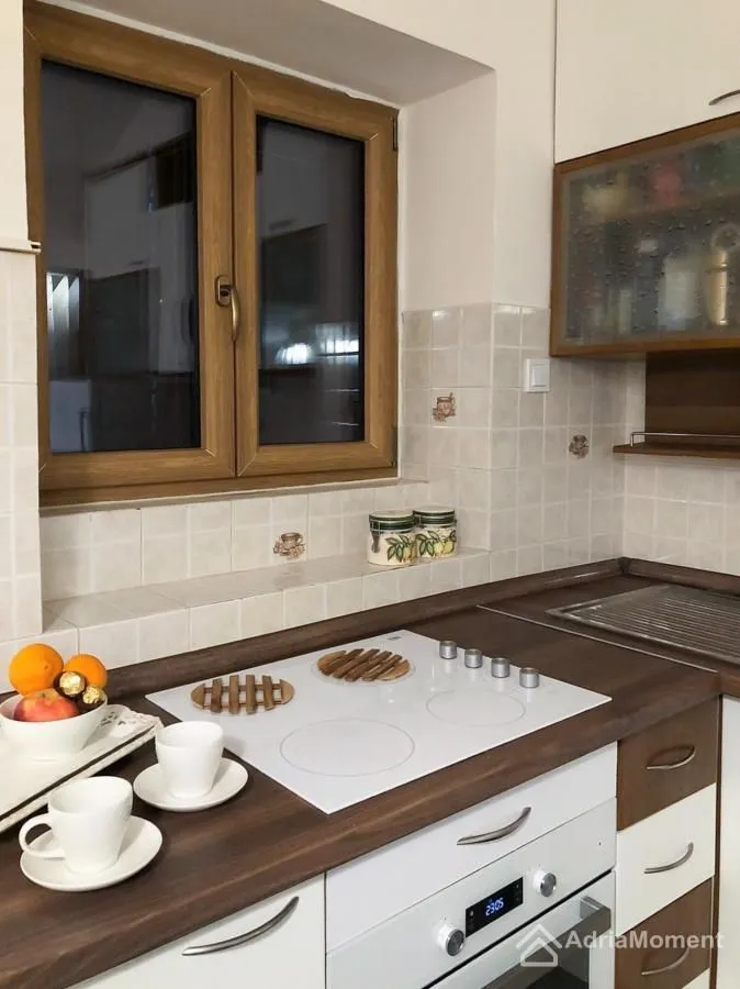Prodaja, dvosoban stan, 50m², Grad, Kotor