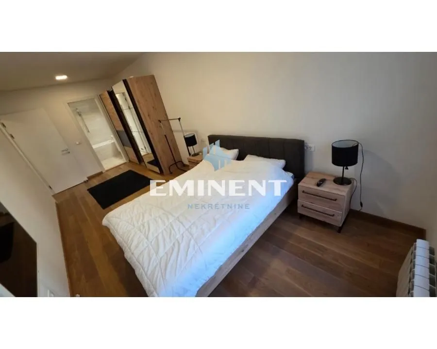 Rent, four bedroom apartment, 104m², Novi Beograd Blok 65, Novi Beograd Sve Podlokacije