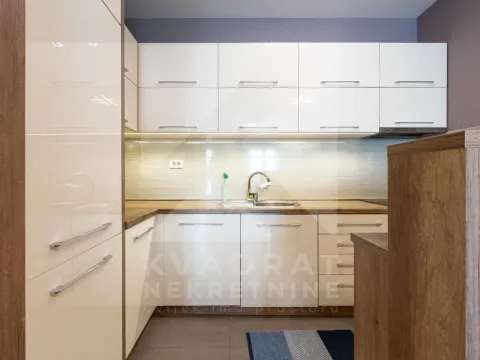 Sale, two bedroom apartment, 63m², City Kvart, Podgorica - image 8