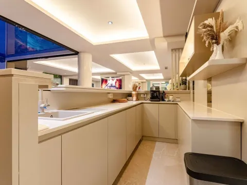 Rent, one bedroom apartment, 50m², Pržno, Budva - image 20