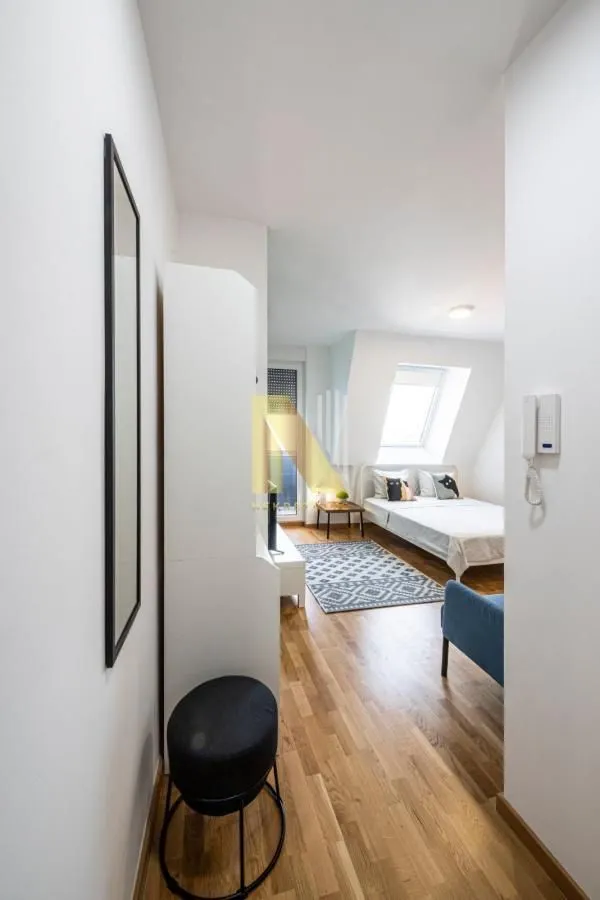 Prodaja, garsonjera, 27m², Podbara, Novi Sad Sve Podlokacije