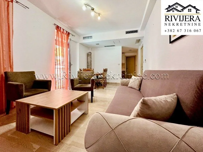 Prodaja, jednosoban stan, 50m², Dobrota, Kotor