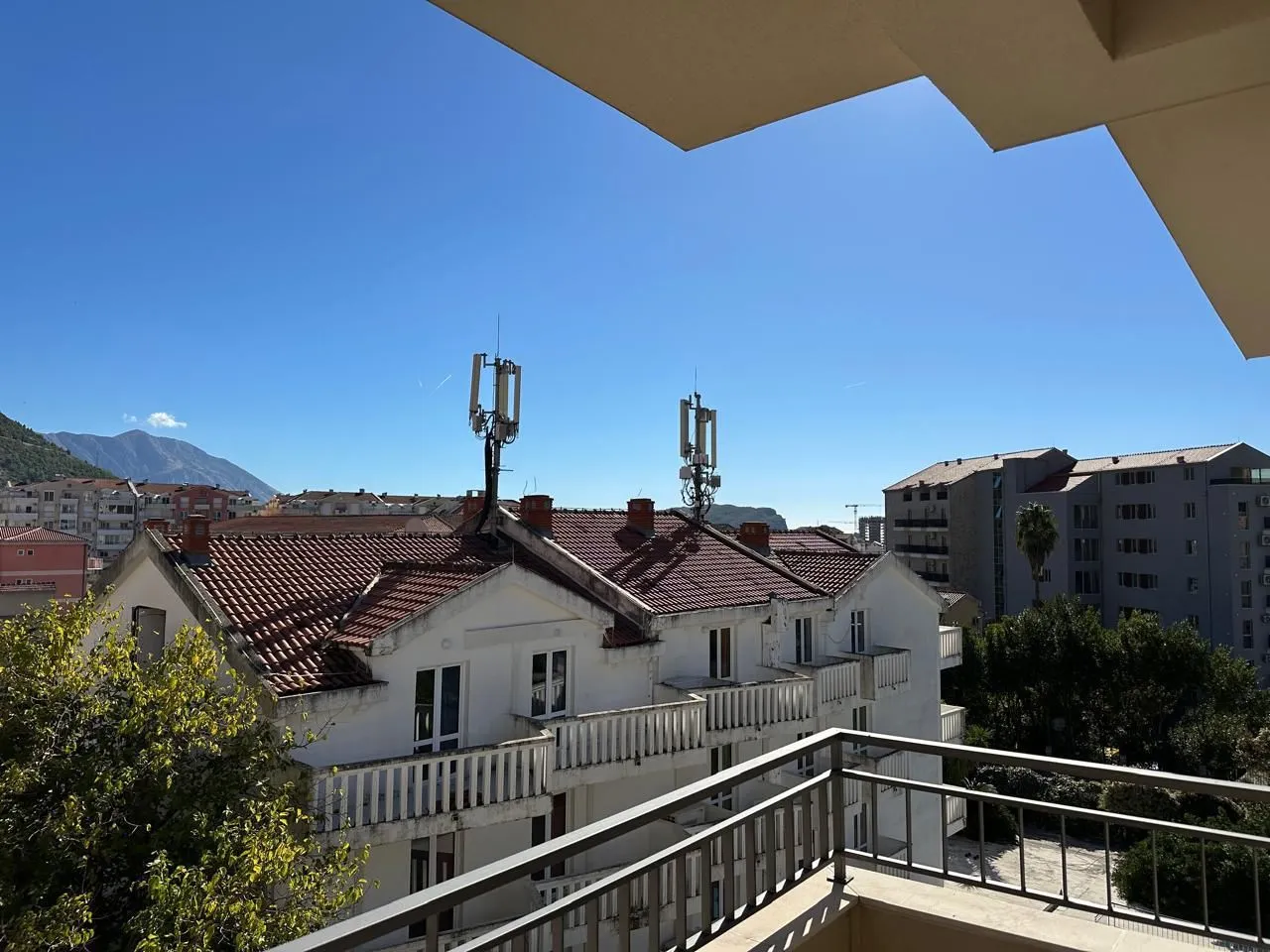 Sale, one bedroom apartment, 46m², Lazi, Budva