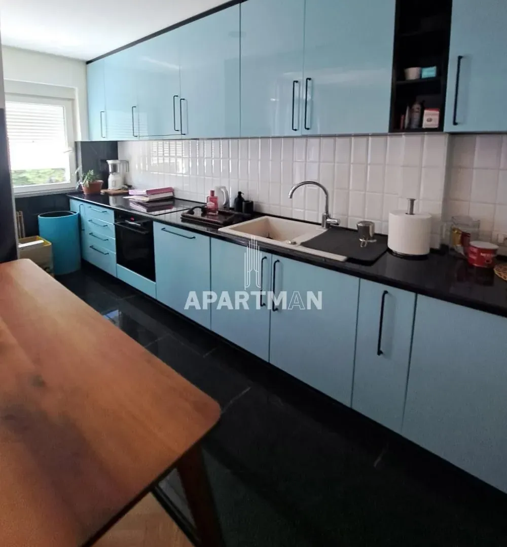 Sale, two bedroom apartment, 64m², Savski Venac, Beograd