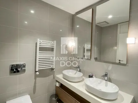 Izdavanje, trosoban stan, 90m², Savski Venac, Beograd - image 15