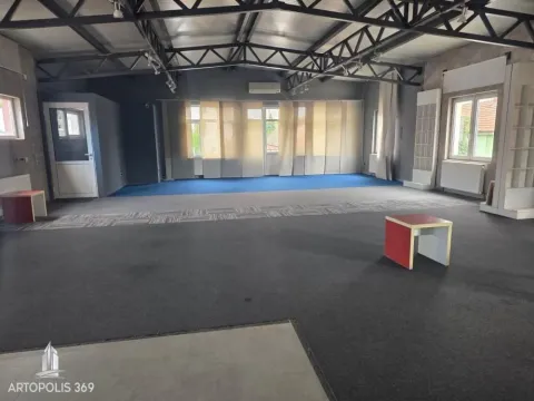 Izdavanje, poslovni prostor, 1440m², Zemun Kalvarija, Zemun Sve Podlokacije - image 5
