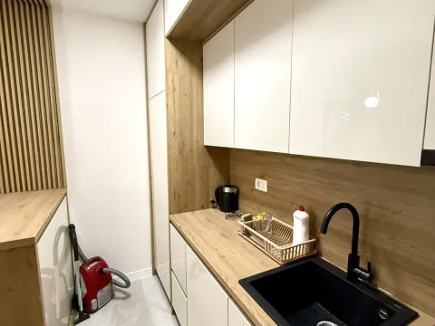 Izdavanje, dvosoban stan, 72m², Central Point, Podgorica - image 5