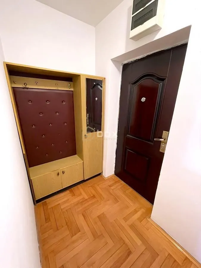 Izdavanje, jednosoban stan, 43m², Crveni Krst, Niš