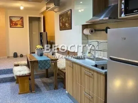 Izdavanje, dvosoban stan, 50m², Knez Mihajlova Centar, Centar Sve Podlokacije - image 3