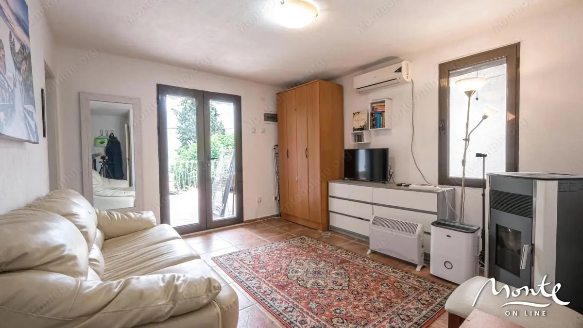 Prodaja, kuća, 100m², Stoliv, Kotor