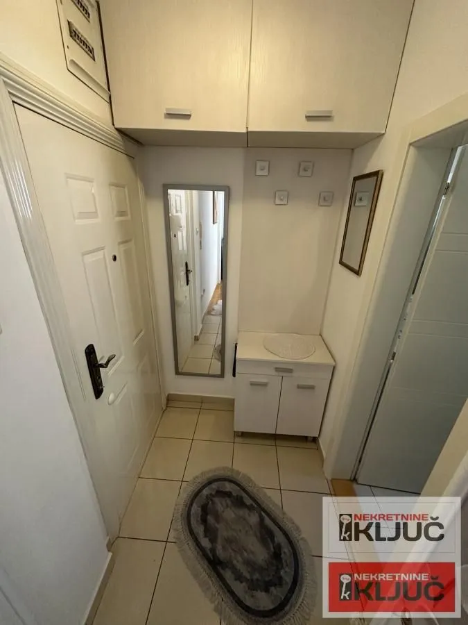 Prodaja, jednosoban stan, 36m², Novo naselje, Novi Sad