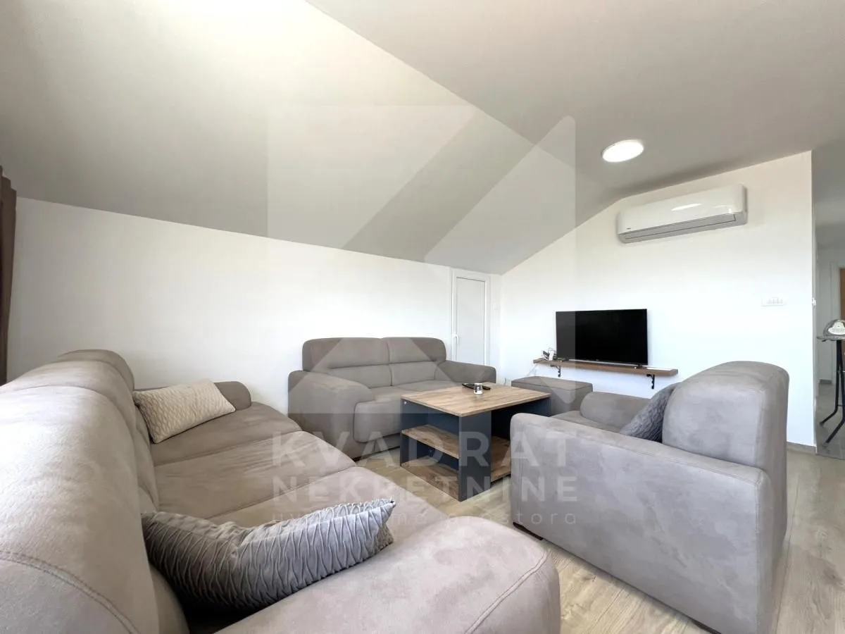 Izdavanje, trosoban stan, 76m², Donja Gorica, Podgorica