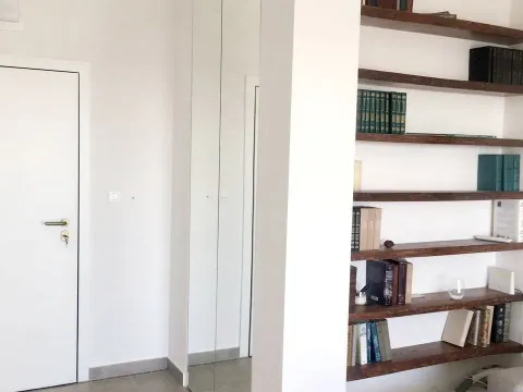Sale, one bedroom apartment, 65m², Podkošljun, Budva - image 4