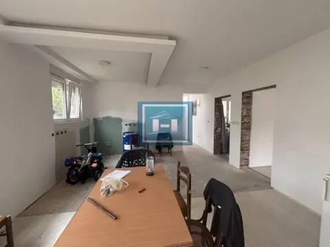Sale, house, 89m², Centar, Jagodina - image 10