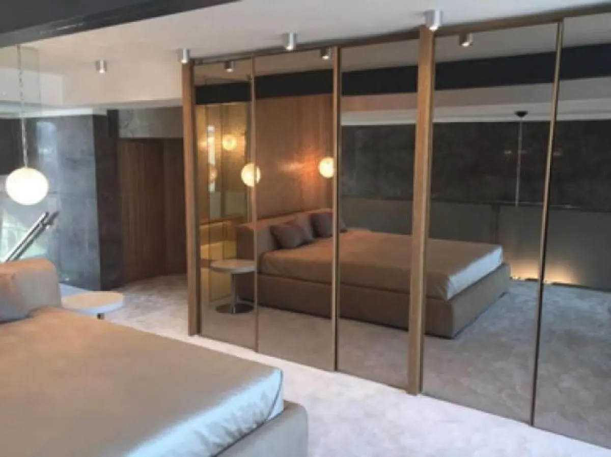 Rent, two bedroom apartment, 210m², Kalenić Pijaca, Vračar Sve Podlokacije