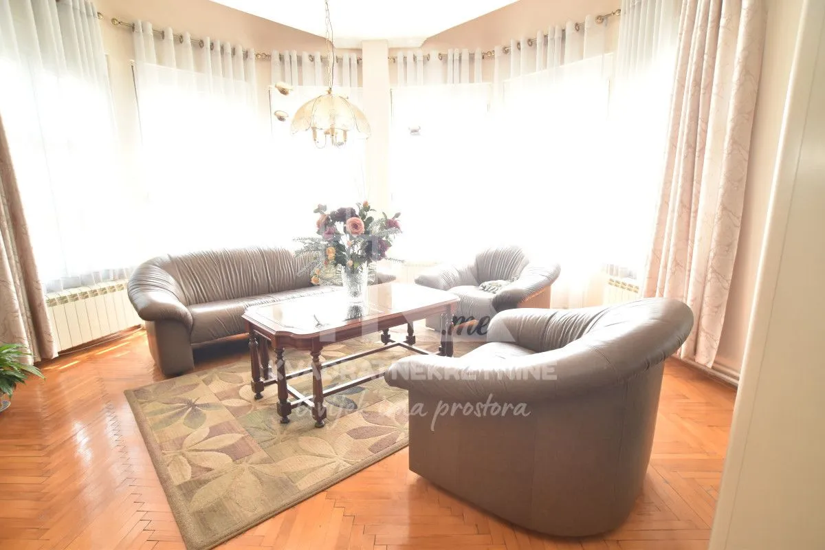 Rent, house, 410m², Donja Gorica, Podgorica