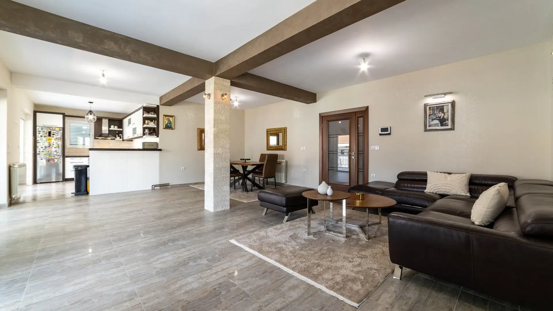 Prodaja, stan, 440m², Stoliv, Kotor
