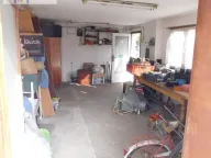 Izdavanje, poslovni prostor, 150m², Petrovac, Kragujevac - image 13