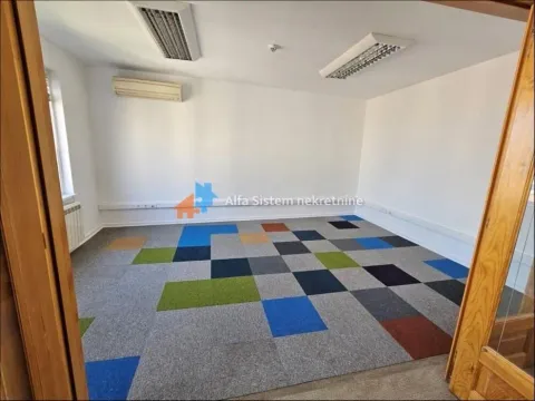 Rent, office space, 300m², Stari Grad, Beograd - image 10