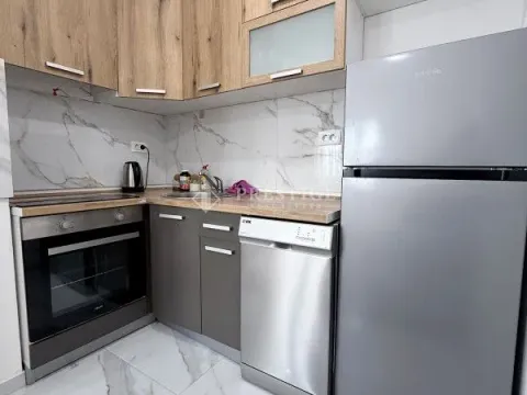 Rent, one bedroom apartment, 38m², 1 maj, Podgorica - image 6