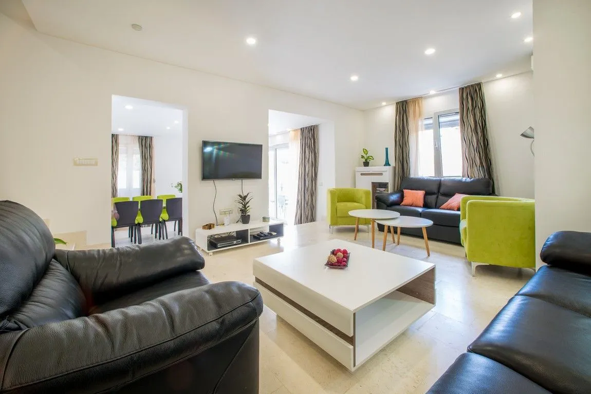 Prodaja, kuća, 240m², Stoliv, Kotor