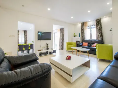 Sale, house, 240m², Stoliv, Kotor - image 8