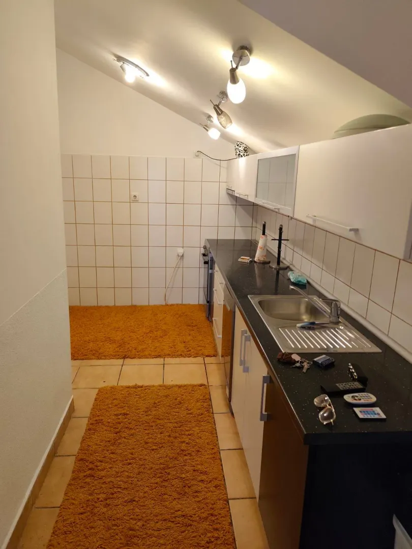 Prodaja, trosoban stan, 93m², Centar, Loznica