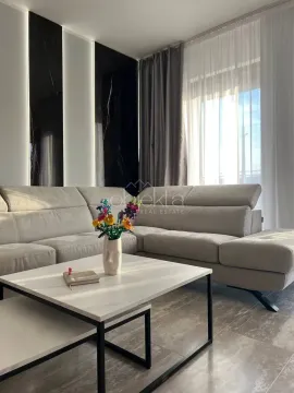 Prodaja, stan, 77m², Tivat, Crna Gora - image 3