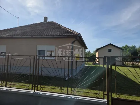 Prodaja, kuća, 109m², Kelebija, Subotica - image 16