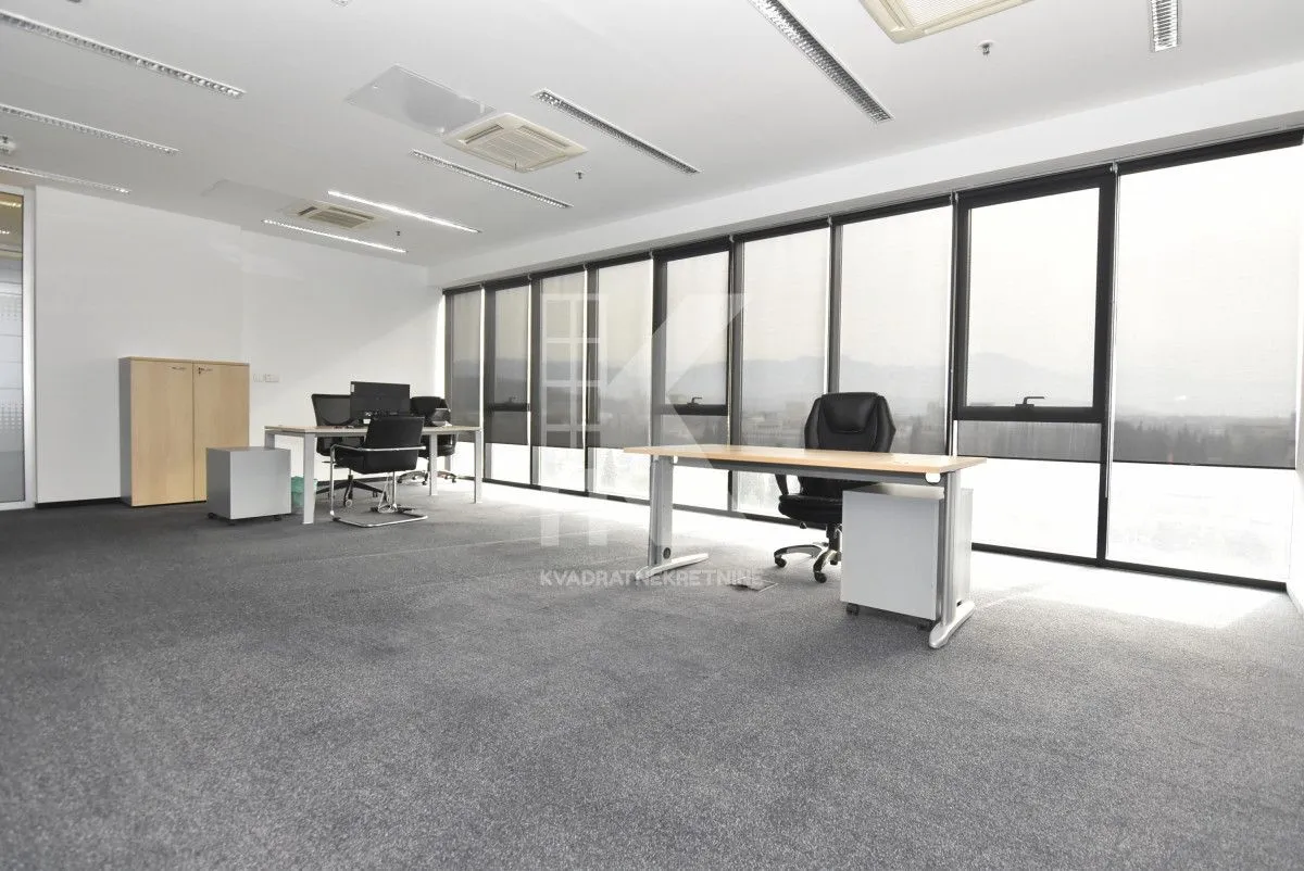 Rent, office space, 318m², Preko Morače, Podgorica