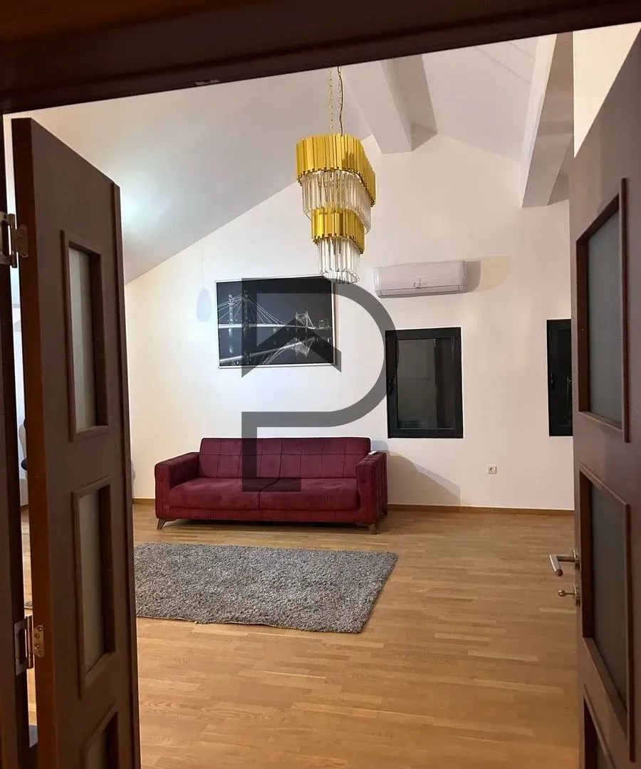 Izdavanje, stan, 150m², Tološi, Podgorica