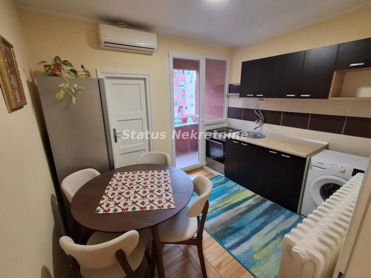 Prodaja, jednosoban stan, 33m², Satelit, Novi Sad Sve Podlokacije