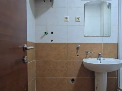 Prodaja, dvosoban stan, 73m², Blok 9, Podgorica - image 12