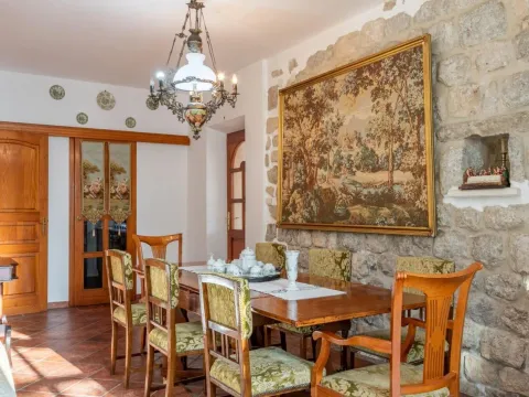 Sale, house, 409m², Ljuta, Kotor - image 17