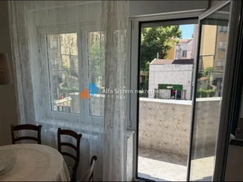 Rent, two bedroom apartment, 55m², Stari Grad, Beograd - image 13