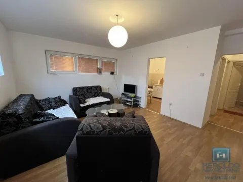 Prodaja, dvosoban stan, 55m², Centar, Jagodina - image 3