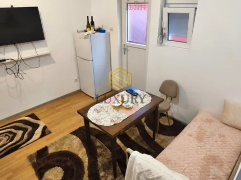 Izdavanje, jednosoban stan, 29m², Blok 9, Podgorica - image 7