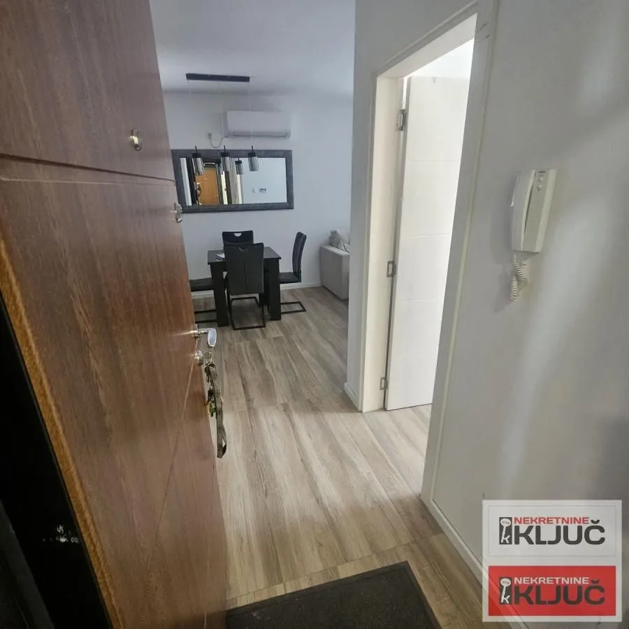 Izdavanje, dvosoban stan, 41m², Adice, Novi Sad Sve Podlokacije