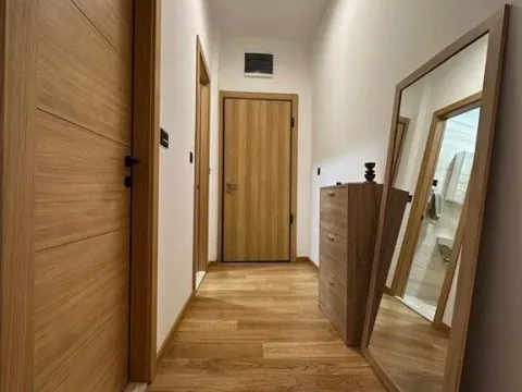 Rent, two bedroom apartment, 83m², Kod Capital Plaze, Podgorica - image 5