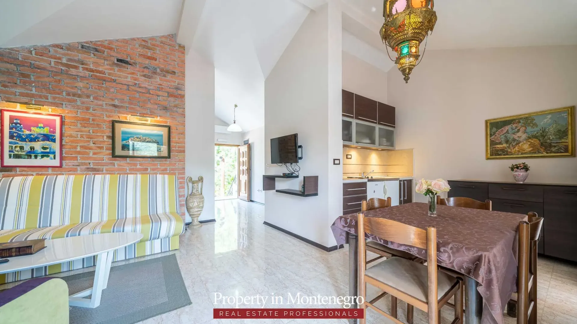 Sale, house, 266m², Kotor, Crna Gora
