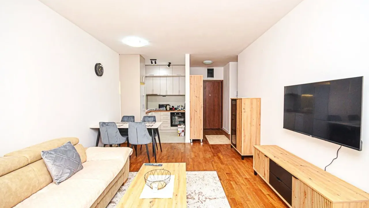Rent, apartment, 45m², Stari Aerodrom, Podgorica
