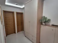 Prodaja, trosoban stan, 89m², Autobuska stanica, Podgorica - image 2