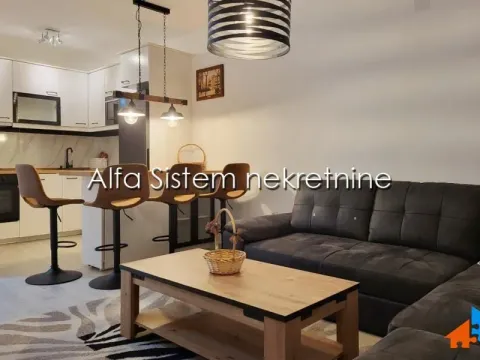 Stan in Voždovac Sve Podlokacije