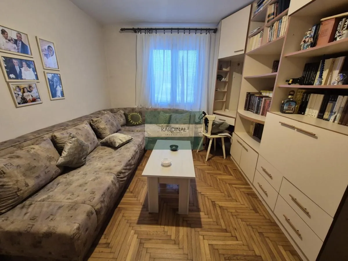 Sale, two bedroom apartment, 54m², Centar, Ćuprija