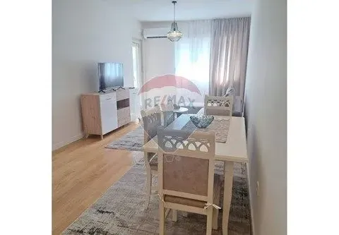 Izdavanje, jednosoban stan, 46m², Central Point, Podgorica - image 8