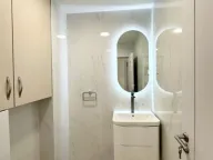 Prodaja, dvosoban stan, 75m², Bečići, Budva - image 7