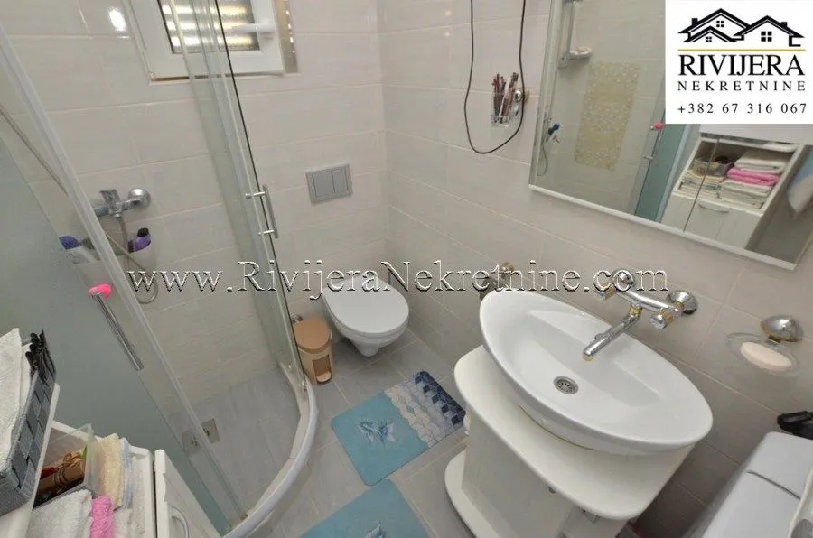 Prodaja, dvosoban stan, 61m², Igalo, Herceg Novi