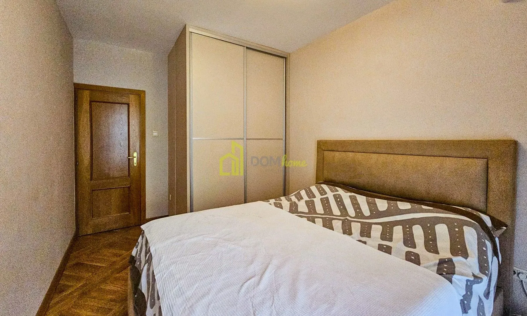 Izdavanje, trosoban stan, 130m², Preko Morače, Podgorica